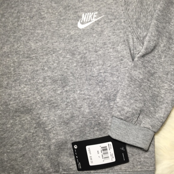 **LOWEST OFFER** NWT Nike sweatshirt - Picture 2 of 2